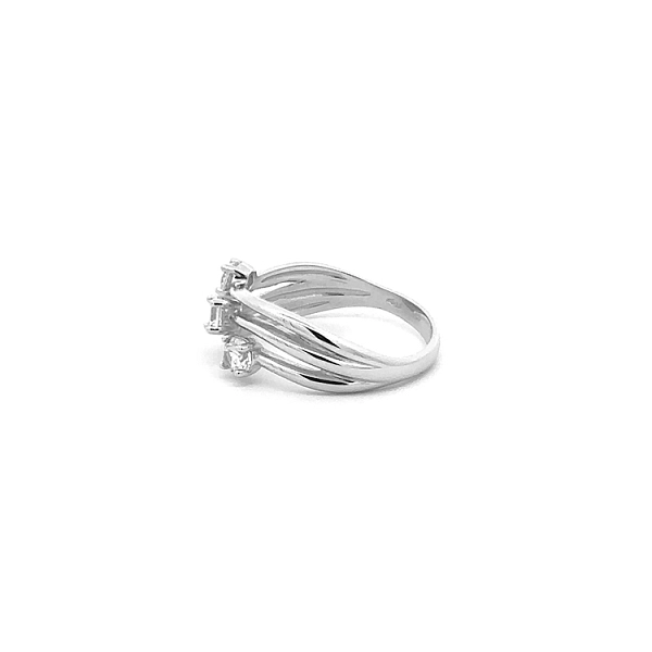 Goldring mit Zirkonen