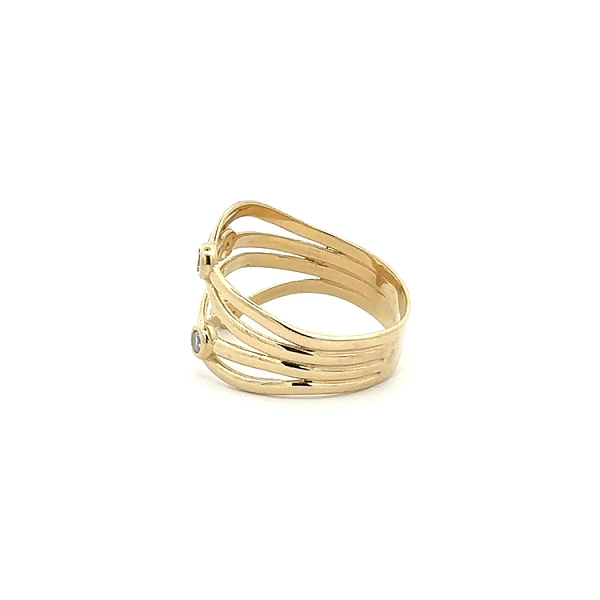 Goldring mit Zirkonen