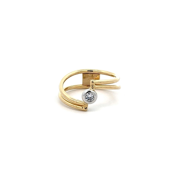 Ring mit Zirkon aus Kombinationsgold
