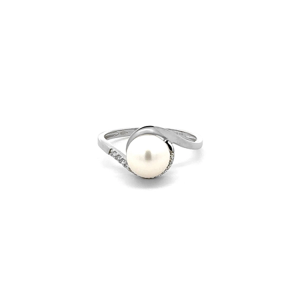 Ring mit Perle und Zirkonen