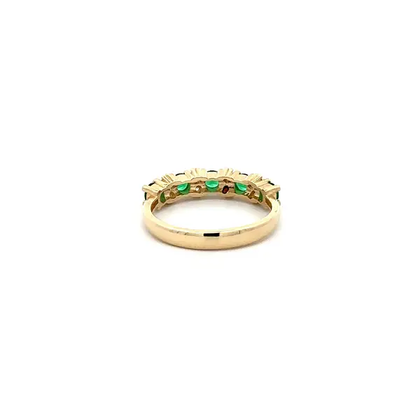 Goldring mit Smaragden