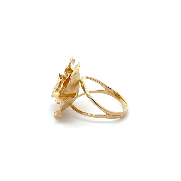 Ring in Form einer Rose aus Gelbgold - Elegance of Nature