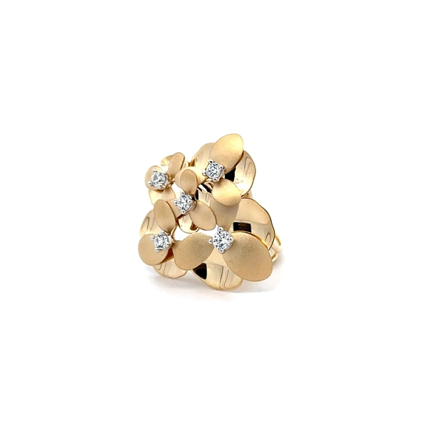 Blumenring aus Gelbgold mit feinem Zirkon-Glanz
