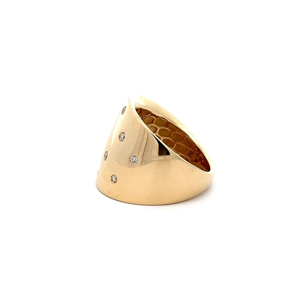 Goldring mit Zirkonen