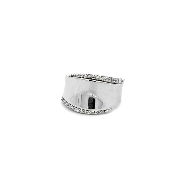 Ring mit Zirkonen aus Weißgold