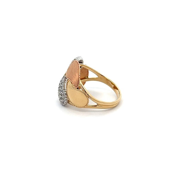 Ring mit Zirkonias in Gold-Kombination