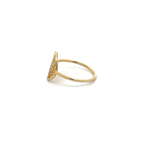 Goldring mit Lebensbaum-Symbolik