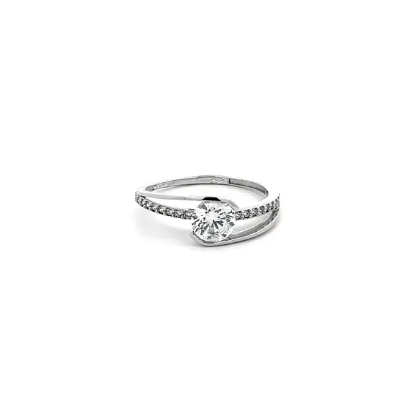 Ring mit Zirkonen aus Weißgold