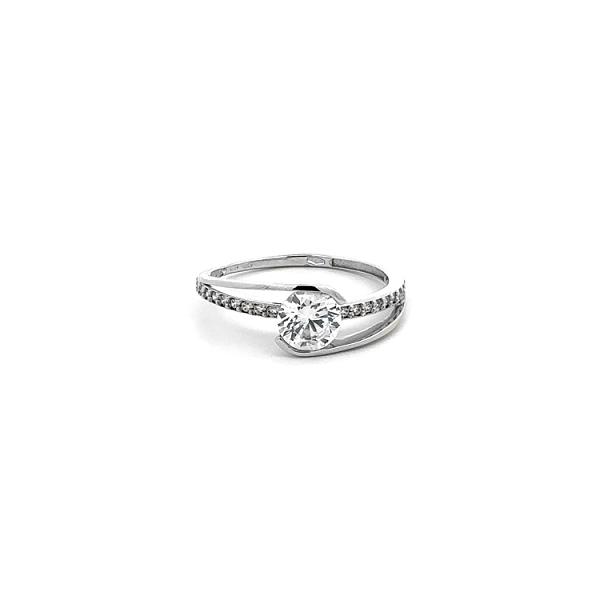 Ring mit Zirkonen aus Weißgold