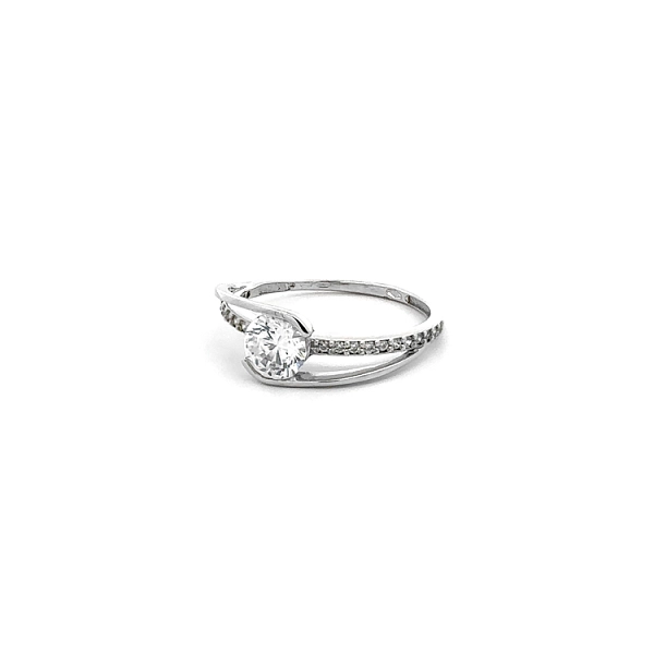 Ring mit Zirkonen aus Weißgold