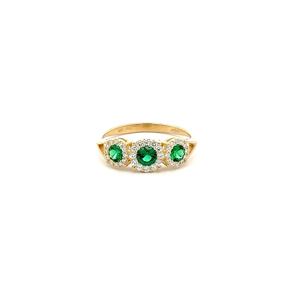 Goldring mit Smaragd, umgeben von feinen Zirkonen