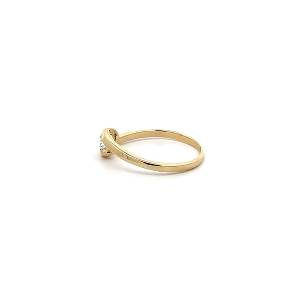 Gold Verlobungsring mit Zirkon
