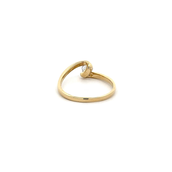 Gold Verlobungsring mit Zirkon