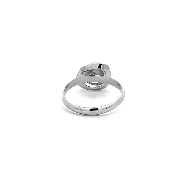Ring mit Zirkon aus Weißgold