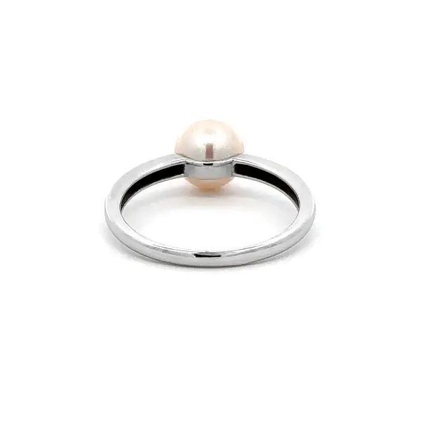 Ring mit Weißgoldperle