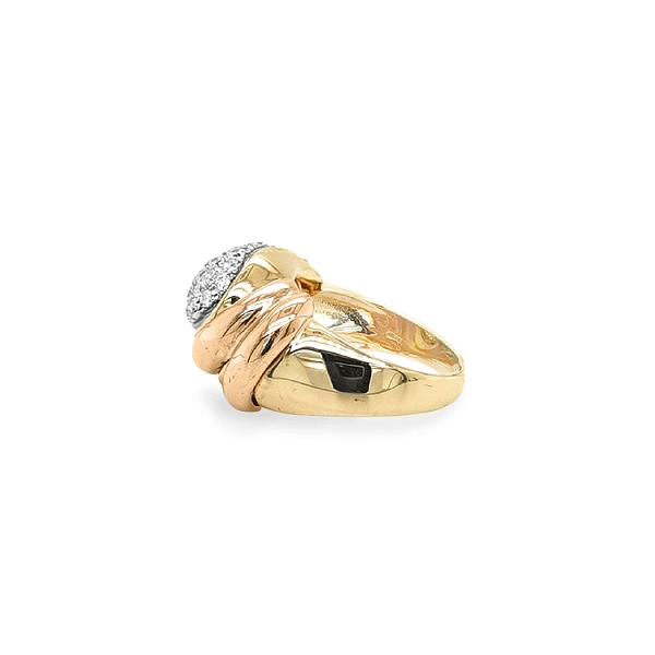 Goldring mit Zirkonen