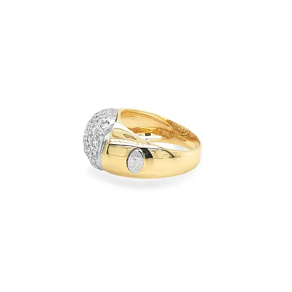 Kombinierter Goldring mit Zirkonen