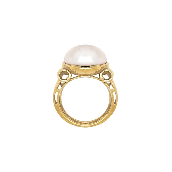Goldring mit Perle