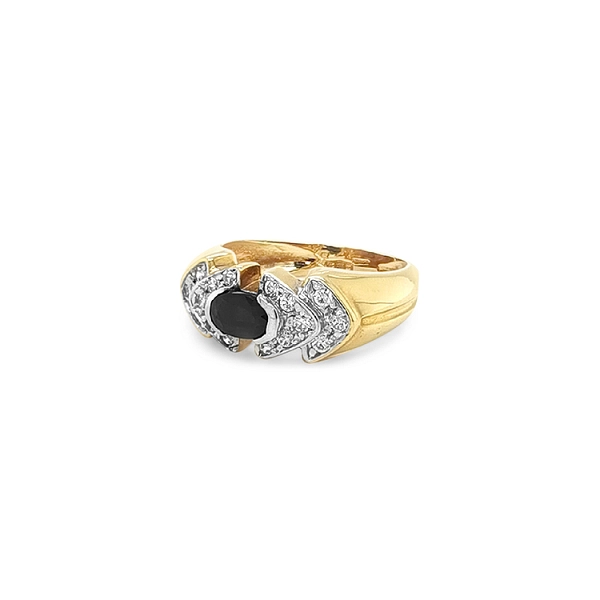 Goldring mit Zirkonen