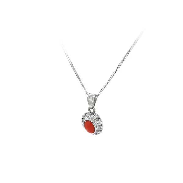 Anhänger mit Koralle aus Weißgold