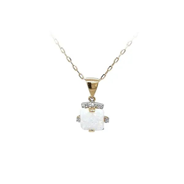 Gold-Anhänger mit Opal und Zirkonen