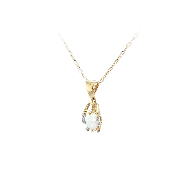 Gold-Anhänger mit Opal und Zirkonen