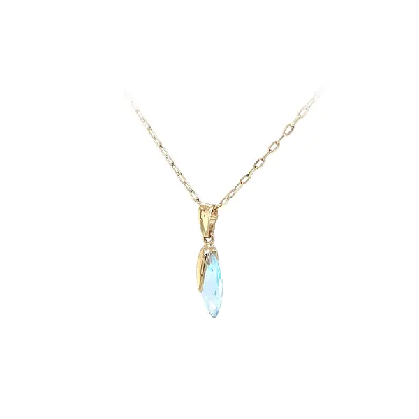 Gold-Anhänger mit blauem Stein