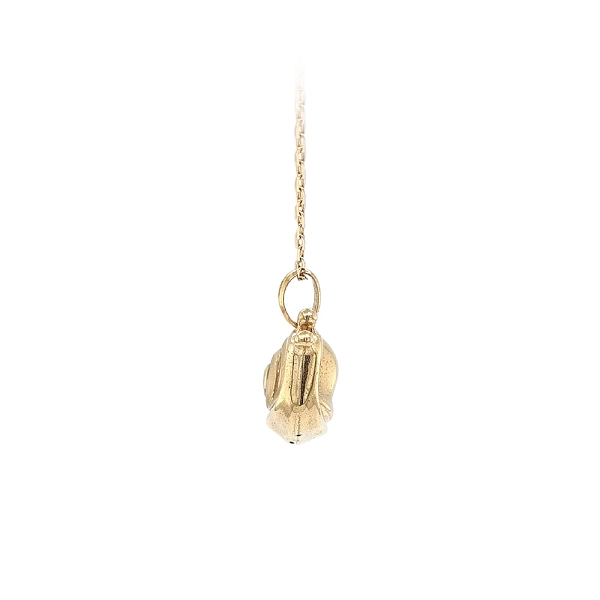 Gold-Anhänger in Schneckenform