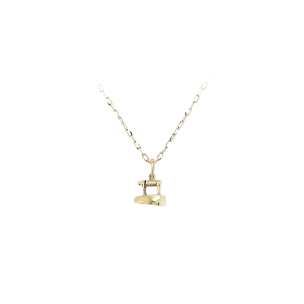 Gold-Anhänger aus Eisen