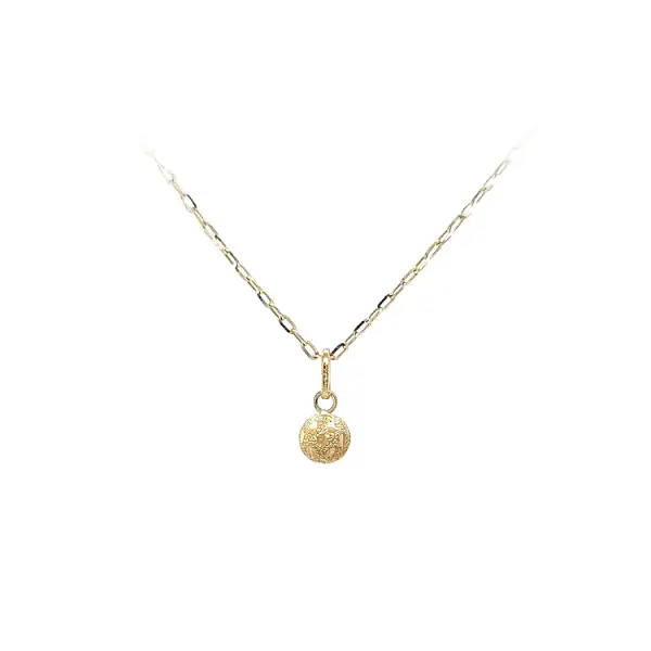 Gold-Anhänger einer Kugel