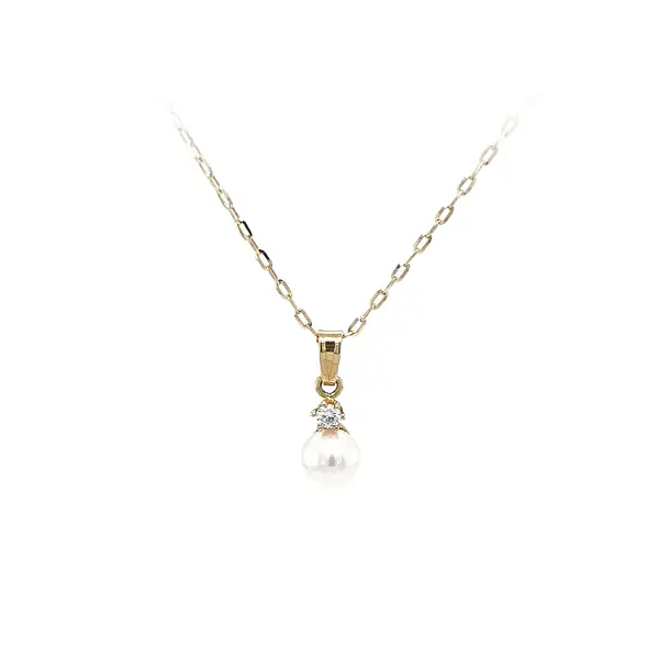 Gold-Anhänger mit Perle