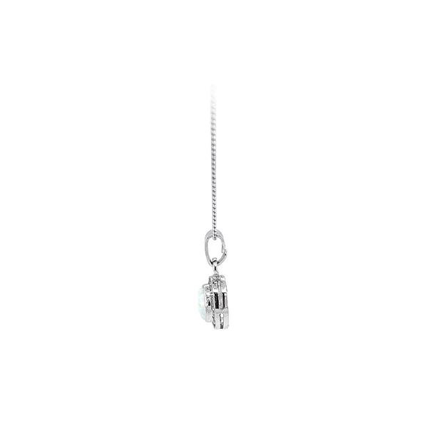 Anhänger mit Opal und Zirkonen