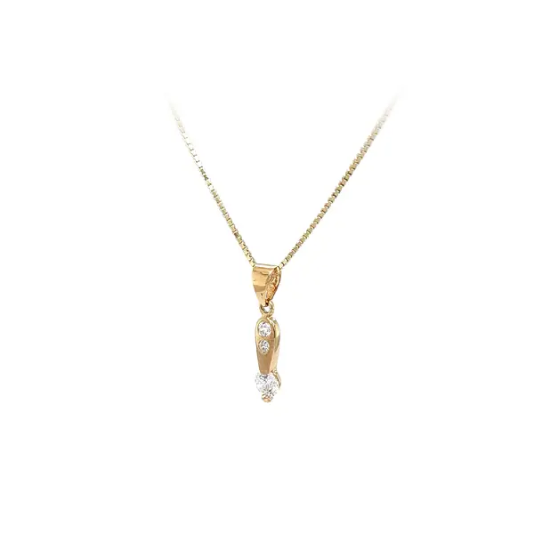 Gold-Anhänger mit Zirkonen