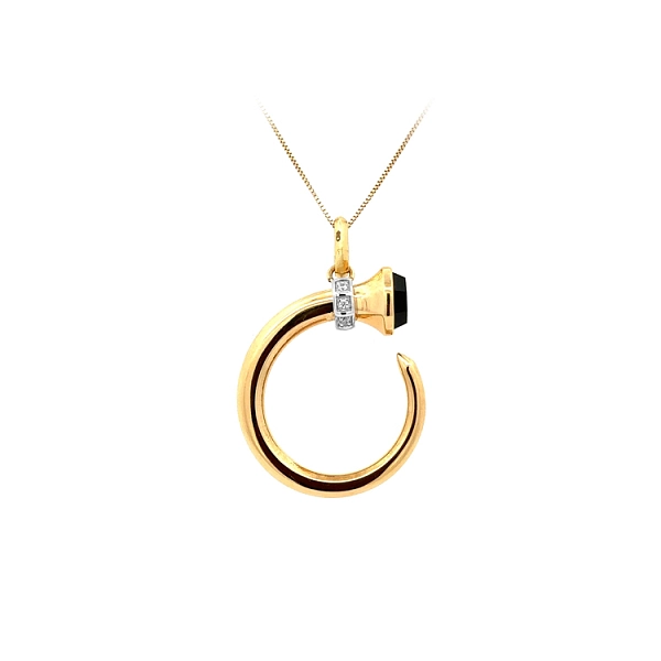Gold-Anhänger mit schwarzem Stein