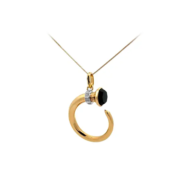 Gold-Anhänger mit schwarzem Stein