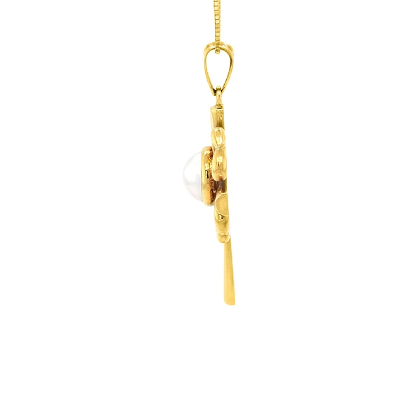 Goldenes Kreuz mit Perle