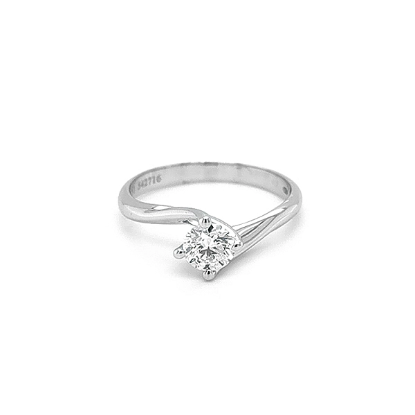 Gold Verlobungsring mit Diamant
