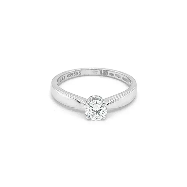 Gold Verlobungsring mit Diamant