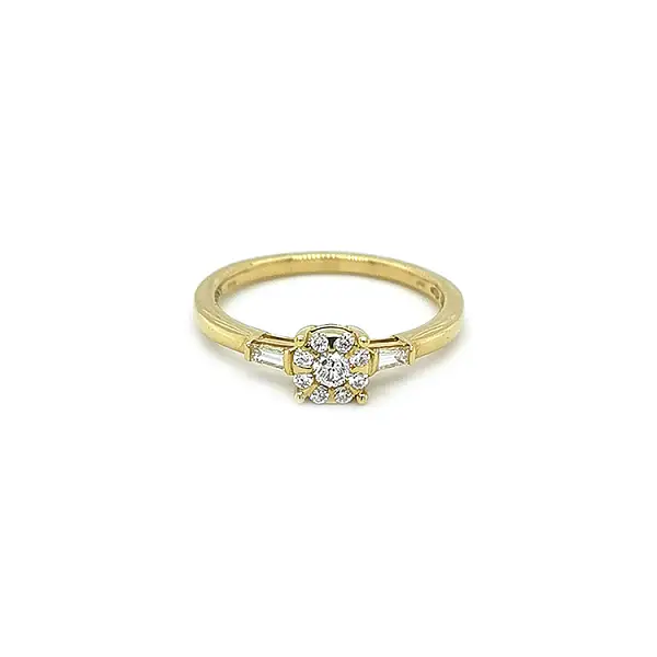 Goldring mit Diamanten