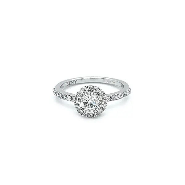 Verlobungsring aus Gold mit Diamanten