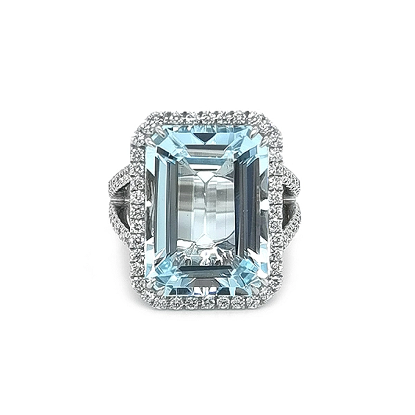 Goldring mit Aquamarin und Diamanten