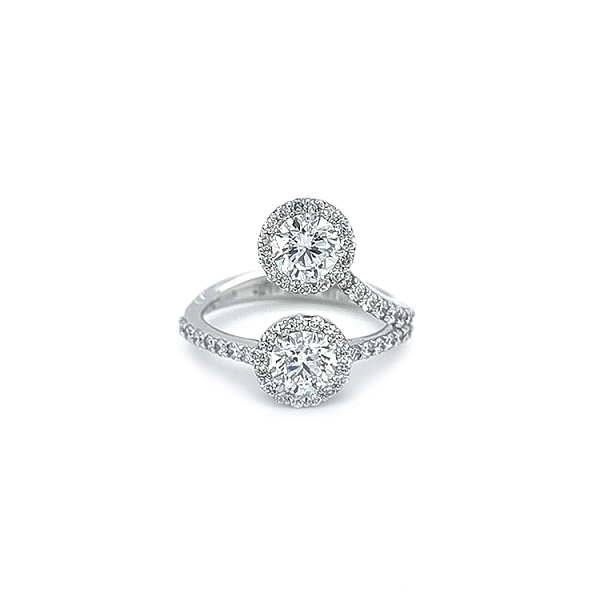 Goldring mit Diamanten