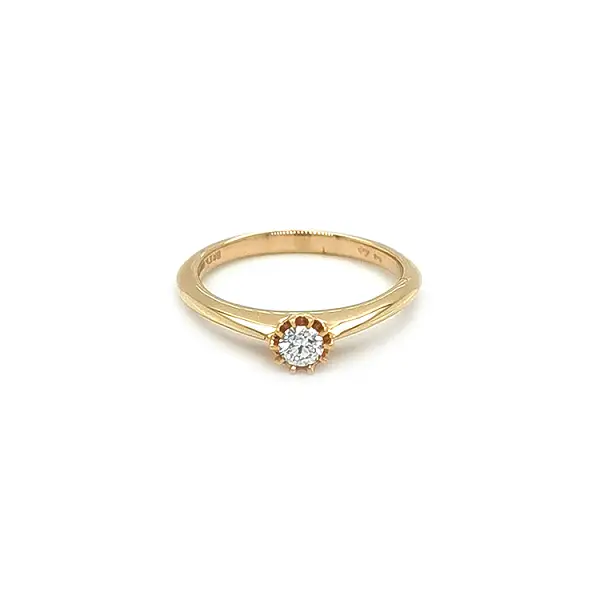 Gold Verlobungsring mit Diamant