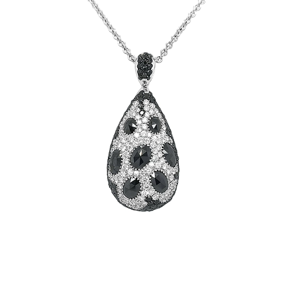 Gold-Anhänger mit schwarzen und weißen Diamanten