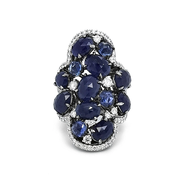 Goldring mit Saphiren und Diamanten