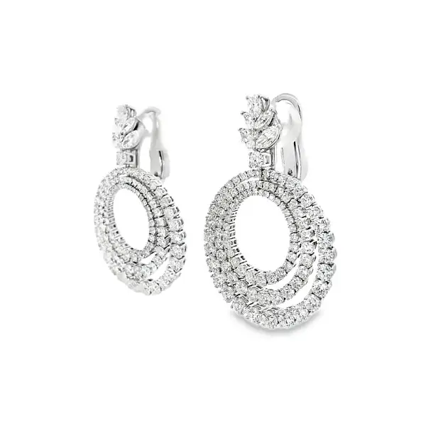 Gold-Ohrringe mit Diamanten