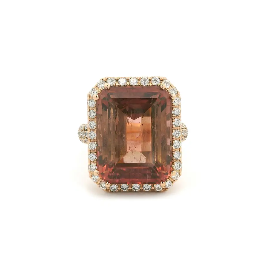 Ring aus Roségold mit rosa Turmalin und Diamanten