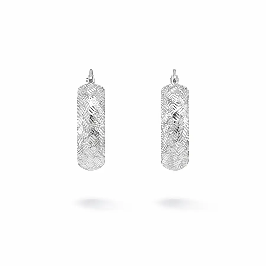 Creolen aus Weißgold mit gravierter Oberfläche