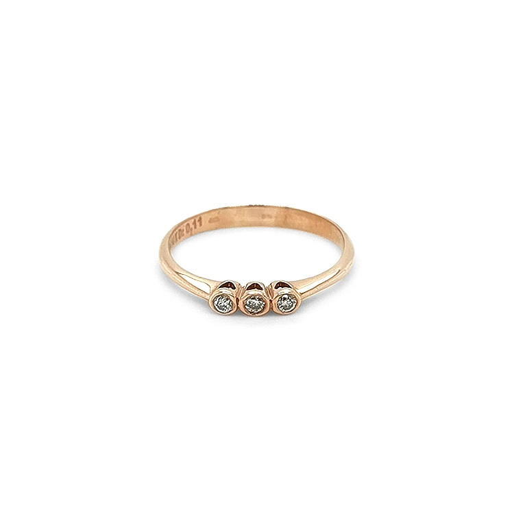 Goldring mit Diamanten