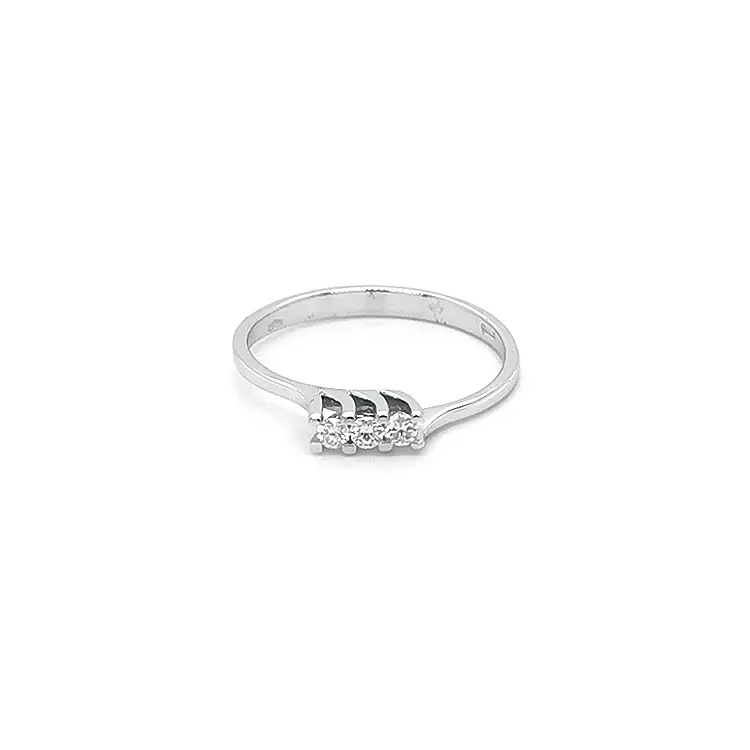 Goldring mit Diamanten